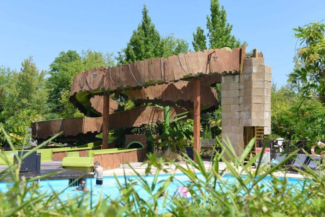 Hotel Kampaoh Mézos Extérieur photo