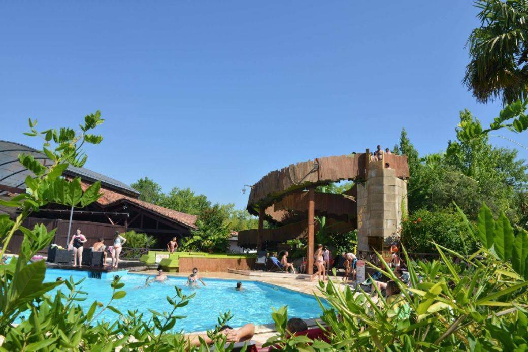 Hotel Kampaoh Mézos Extérieur photo